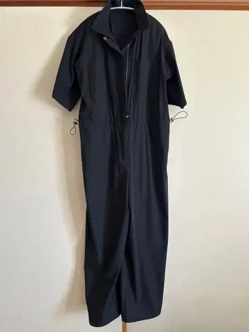 블랙 올인원 반팔