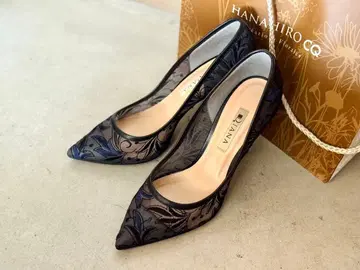 DIANA 다이애나 꽃무늬 네이비 자수 하이힐