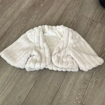 [ 중고품 ] 퍼 반팔 볼레로 화이트