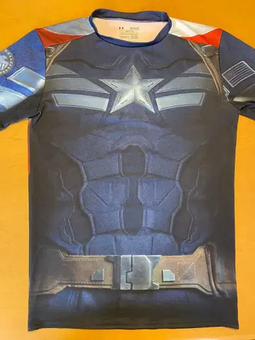 언더아머 캡틴 아메리카 티셔츠 XL
