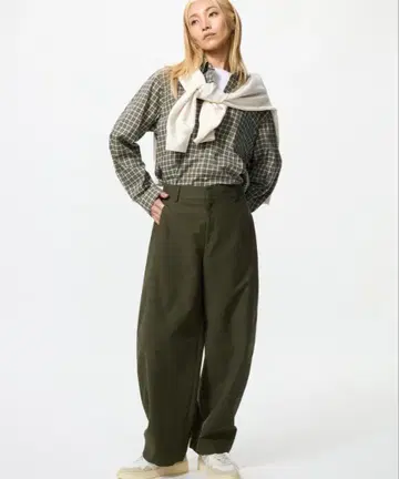 유니클로 저지 배럴 레그 팬츠 XL