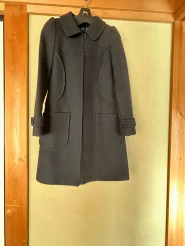 TO BE CHIC 블랙 코트