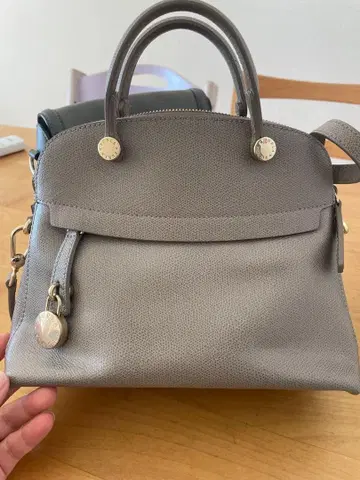 FURLA 그레이 숄더백