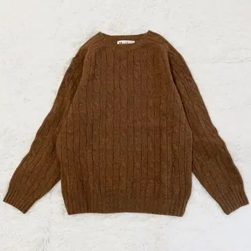 새상품급 할리 오브 스코틀랜드 크루넥 케이블 니트 L 울 100%