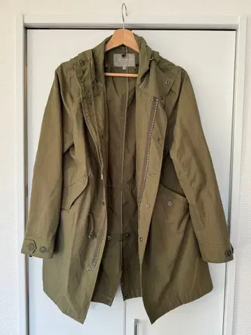 [착용 사진 있음] 카키 모즈 코트 united arrows