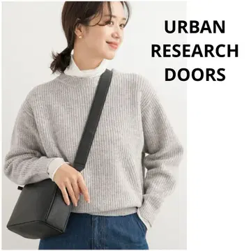 URBAN RESEARCH DOORS 몽골 울 크루넥 니트