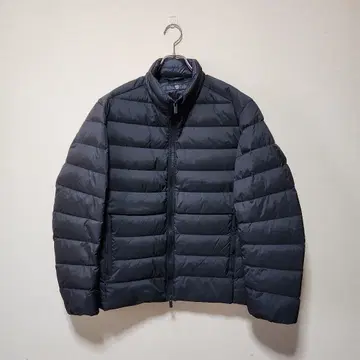 유니클로 +J 다운 자켓 남성용 L 사이즈 블랙