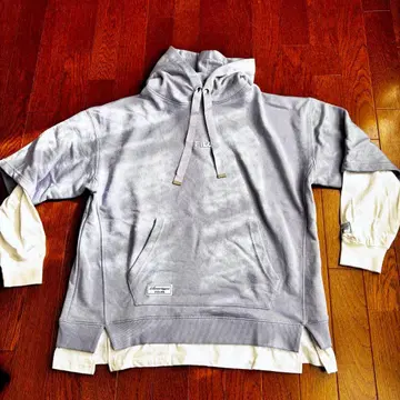 FILA 레이어드 스타일 후드 부착 후드티