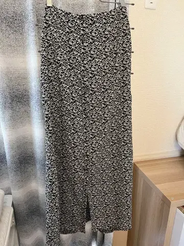 프레이 아이디 플라워 프린트 타이트 스커트 프레이 아이디