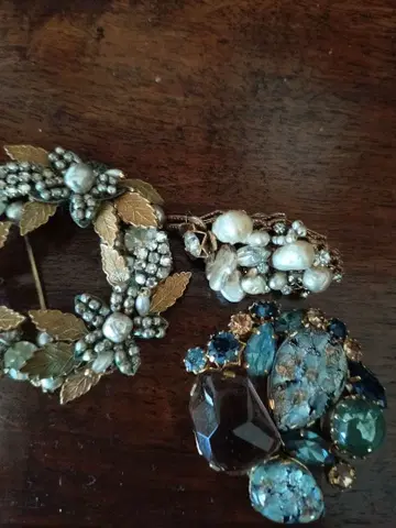 빈티지 리젠시 브로치, 하스켈