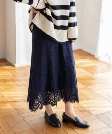 새상품급 IENA / 이에나 플라워 레이스 플레어 스커트 36