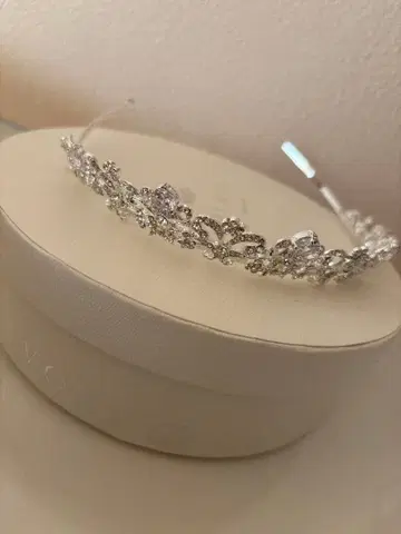 Ivory & Co. Alyssa 티아라