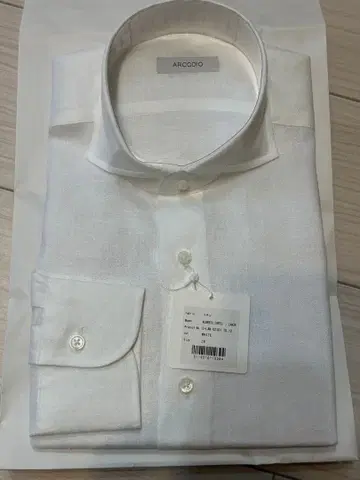 ARCODIO 화이트 긴팔 린넨 드레스 셔츠 39
