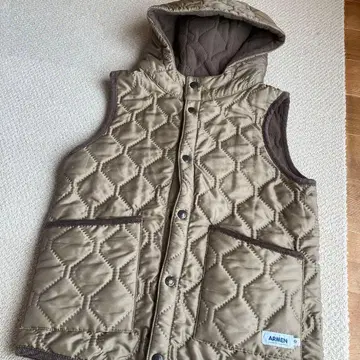 ARMEN 베이지 퀼팅 다운 베스트