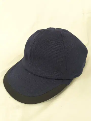 rajabrooke 네이비 캡