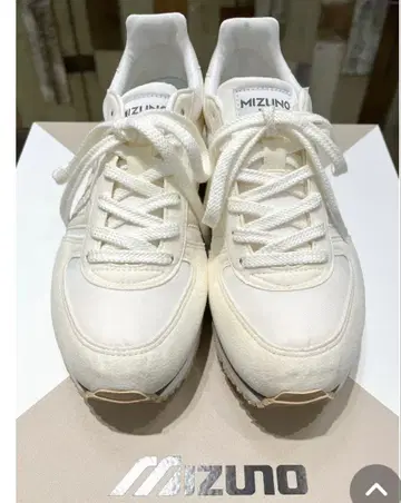 russet MIZUNO 별주 스니커즈