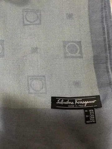 살바토레 페라가모 간치니 올 패턴 실크 이탈리아 스톨