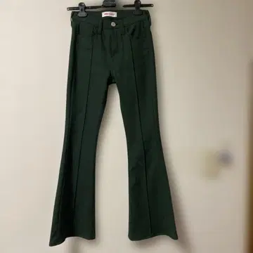 RED CARD 스트레치 센터 프레스 플레어 팬츠 컨디션 최상