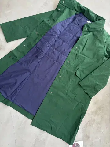 미사용 그린 컬러 코트 스탠드 카라