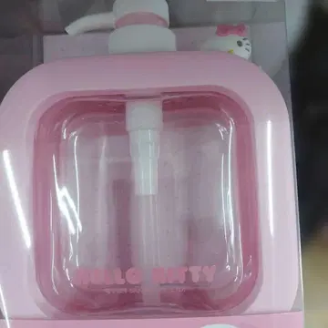 헬로키티 펌프 보틀 M 500mL