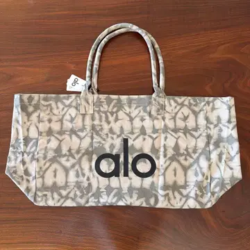 alo 타이다이 패턴 토트백 새 택 포함