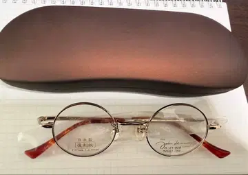 John Lennon 티타늄제 원형 안경