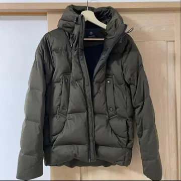 나노 유니버스 다운 자켓 M 올리브 그린