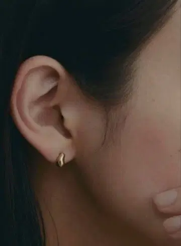 Jouete ] 쥬에테 골드 드롭 귀걸이 (양쪽 귀용)