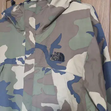 새상품급 THE NORTH FACE 카모플라쥬 마운틴 후드티
