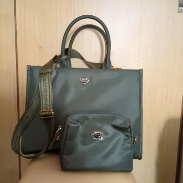 COCOCELUX GOLD 핸드백 & 파우치