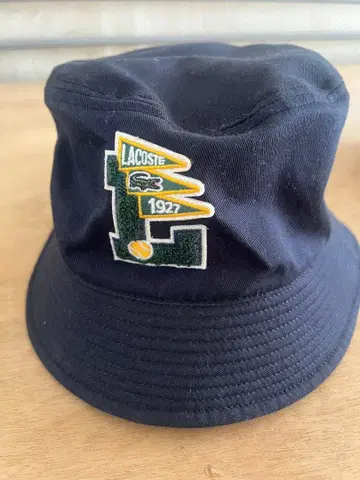 LACOSTE 버킷햇 블랙 58cm