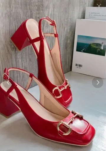 레드 슬링백 펌프스 골드 비드 백 벨트 펌프스