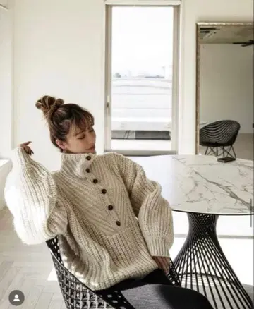 glamlips 헤링본 니트탑