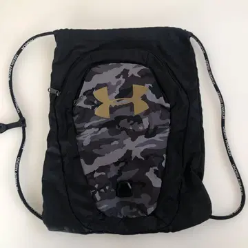 Under Armour 카모플라쥬 백 냅색