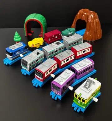 캡슐 프라레일 모모타로