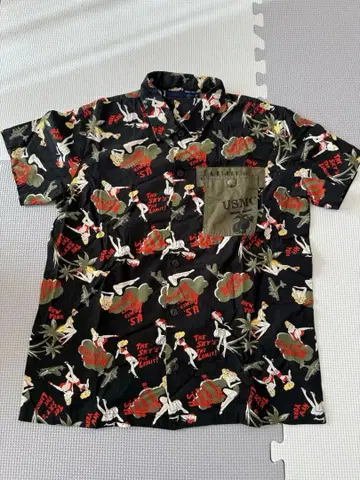 새상품급 AVIREX 하와이안 셔츠 블랙 핀업걸 프리 사이즈 남녀