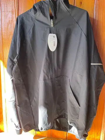 [ 미사용 새상품 ] 에스에스케이 본딩 후드티 긴팔 풀 ZIP 블랙