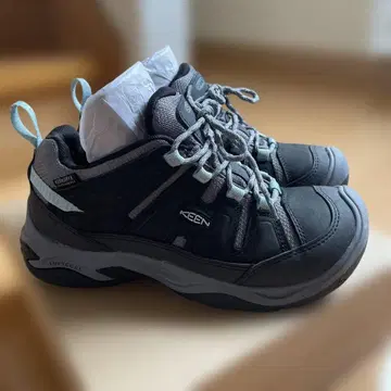 KEEN 등산화/트래킹 슈즈 스니커즈 24