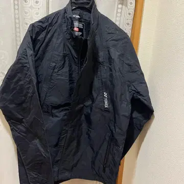 YONEX 블랙 나일론 자켓