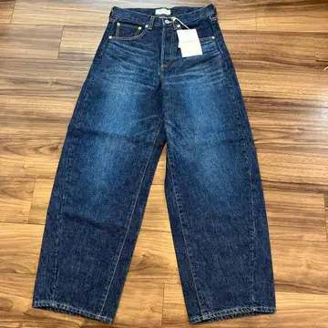 HERITANOVUM 다크 블루 와이드 레그 데님