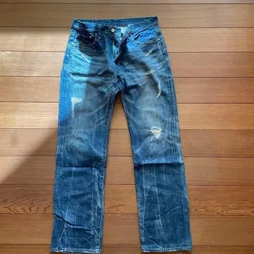 SOPH 데미지 가공 블루 데님 스트레이트 팬츠