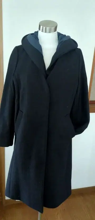 [ 나노 유니버스 ] 네이비 후드 부착 울 코트