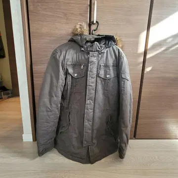 다크 브라운 밀리터리 자켓