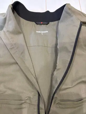 tilak 후드 부착 올리브 그린 자켓 L