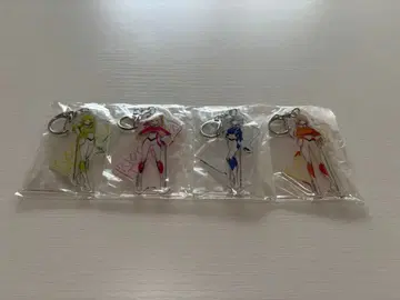 모리나카 하나사키 meets TRiNITY 아크릴 키링 4종 세트