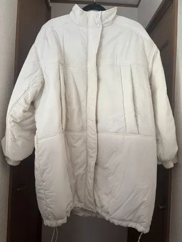 화이트 몬스터 자켓 점퍼