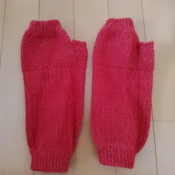 북유럽 생활 잡화점 빨간색 니트 핑거리스 암커버