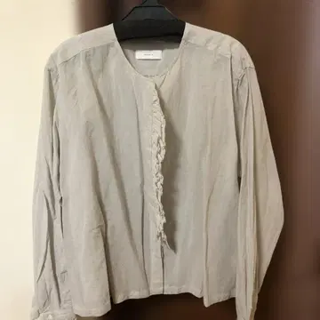 새상품 kagure 프릴 긴팔 셔츠