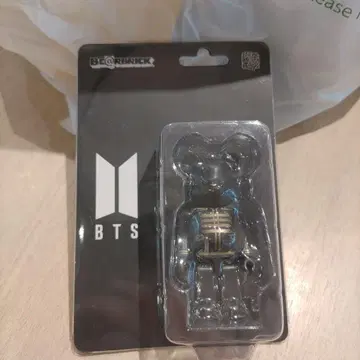BTS 베어브릭 [ BE@RBRICK ]
