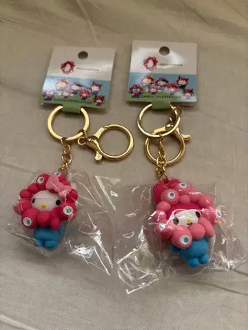 만박 헬로키티 멜로디 미야쿠미야쿠 디자인 키링 2개 세트